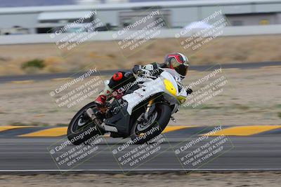 media/Jan-14-2023-SoCal Trackdays (Sat) [[497694156f]]/Turn 4 Set 2 (1030am)/